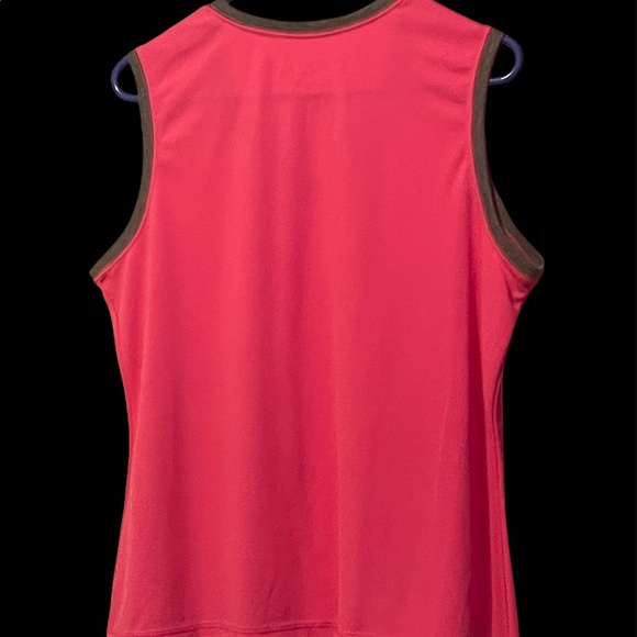 Sleeveless work out shirt - Picture 4 of 4